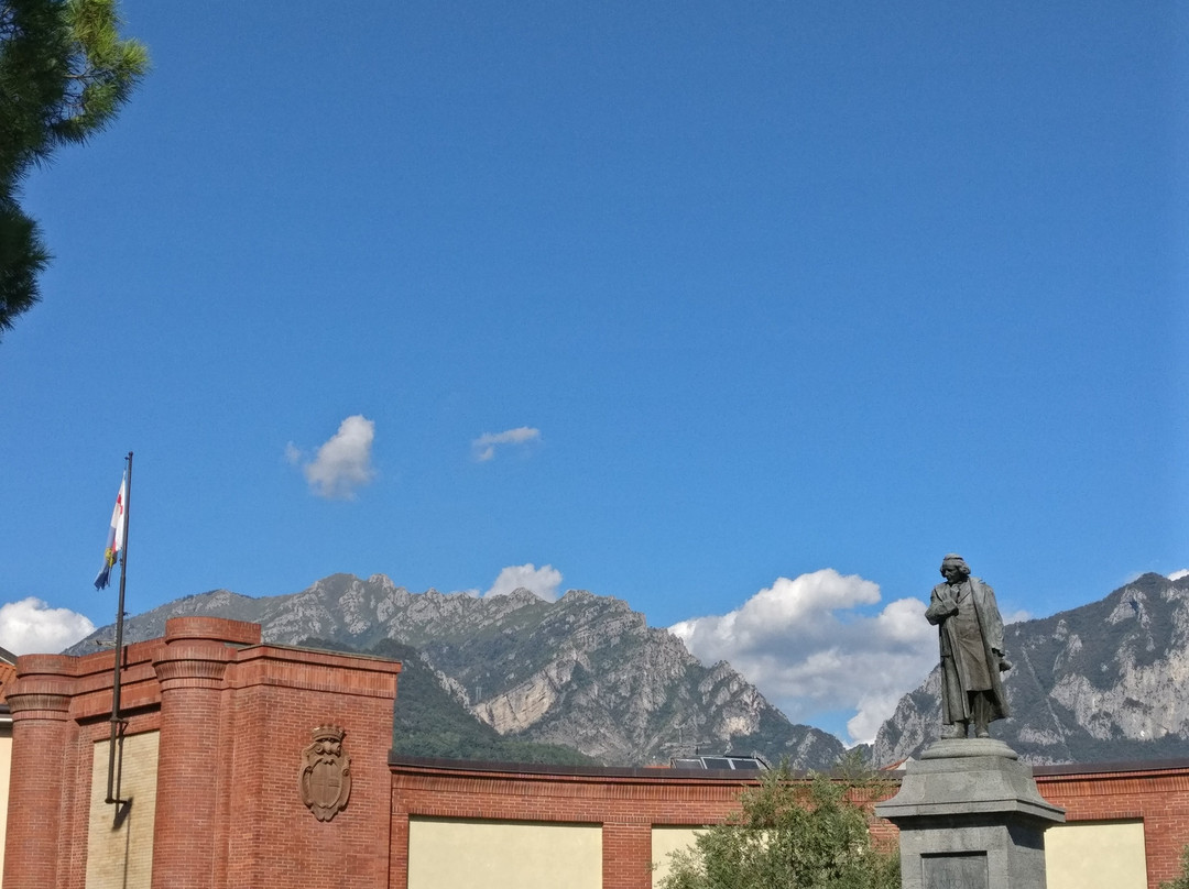 Lungolago Di Lecco-莱科必去景点