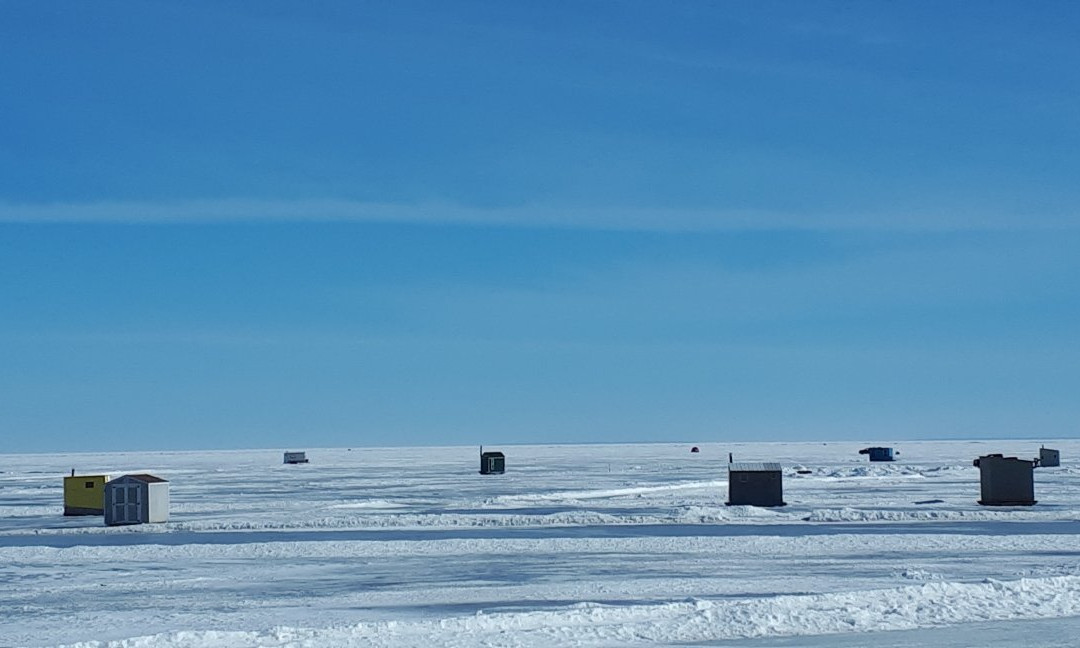 Gimli Beach-基米尼必去景点
