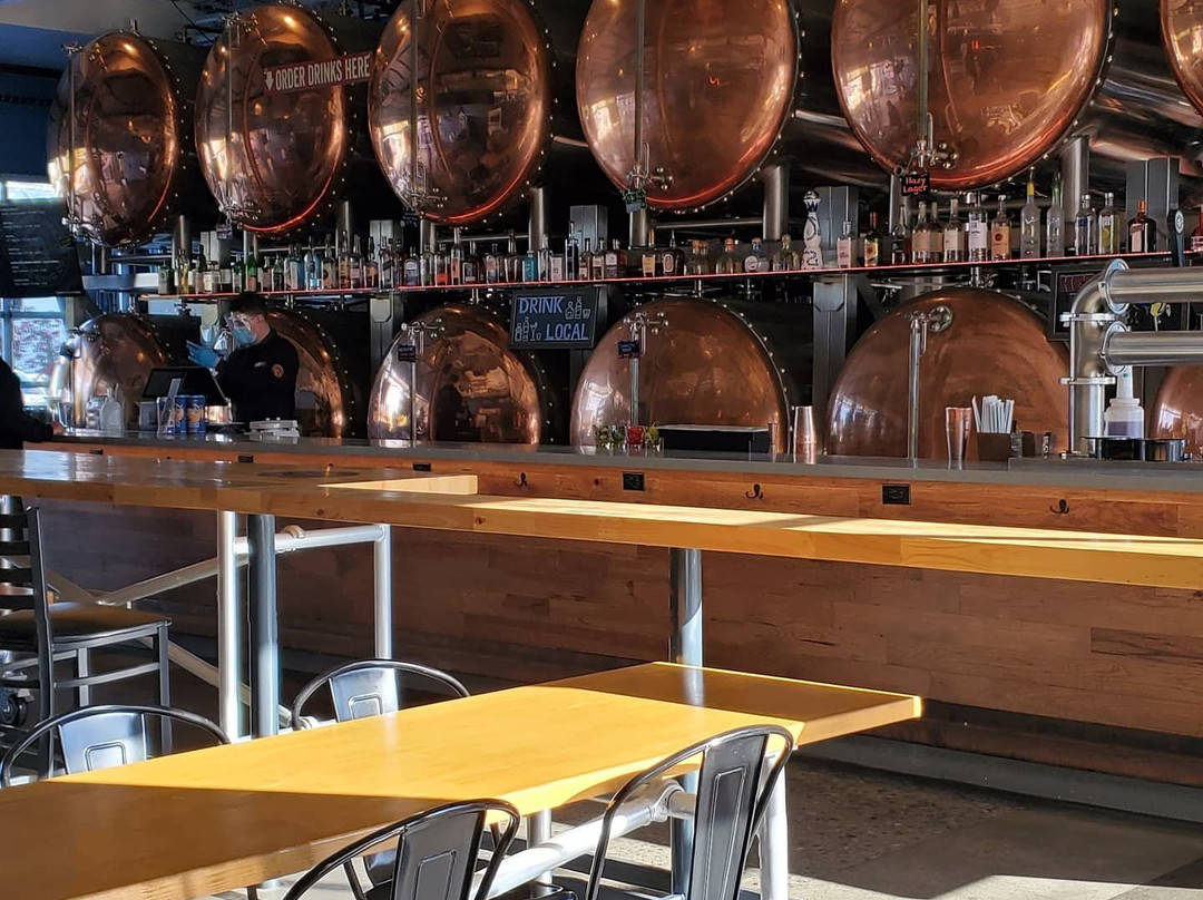 The Brews Hall Del Amo