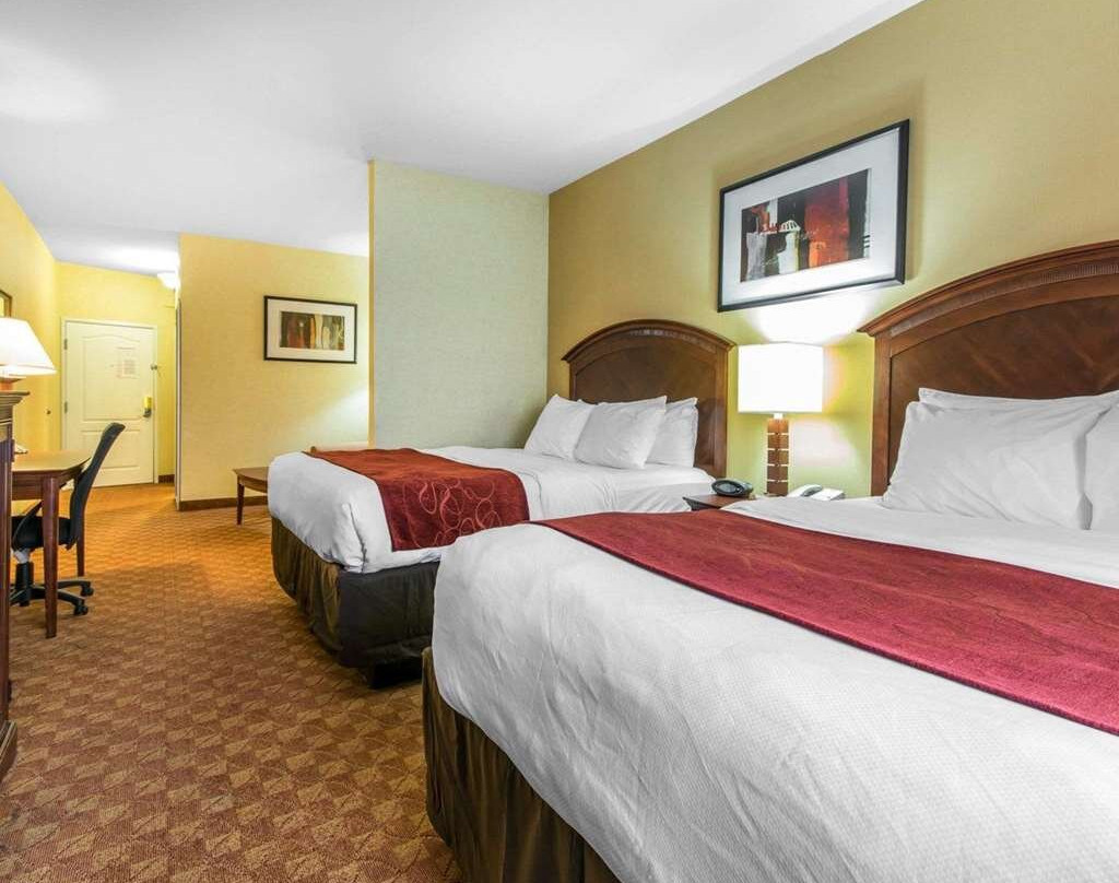 Comfort Suites South Point - Huntington主图