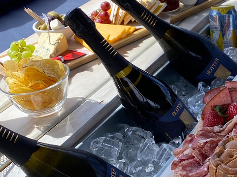 The Fizz Boat-达特茅斯必去景点