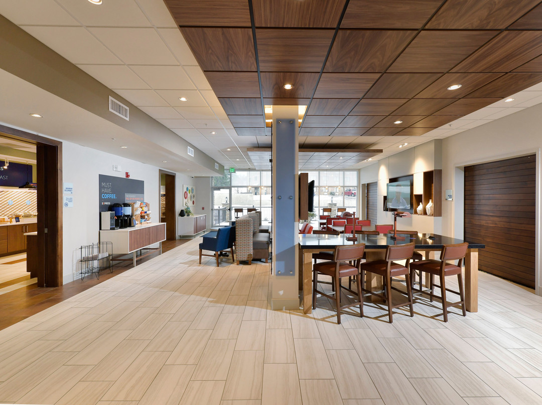 Holiday Inn Express & Suites Millersburg By IHG主图