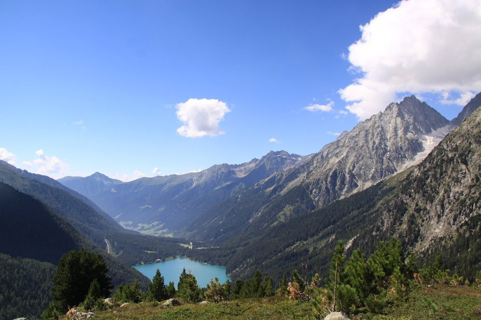 Lago Obersee景点图片