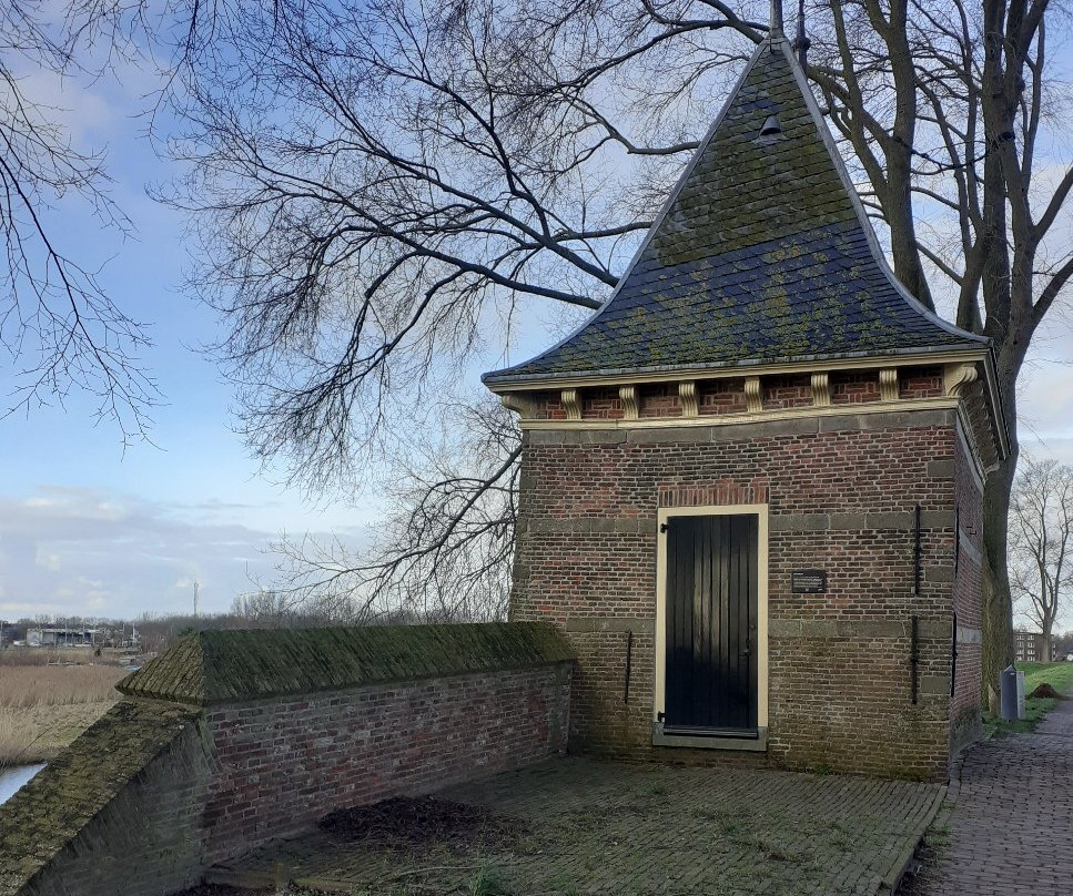 Waterpoort De Boerenboom (1593)-恩克赫伊曾必去景点