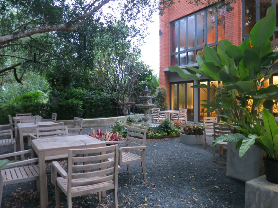 Rimnaam Klangchan Hotel主图