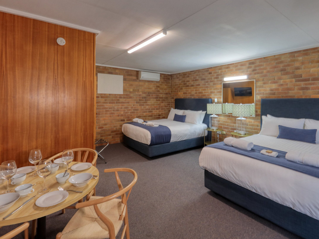 边境汽车酒店主图