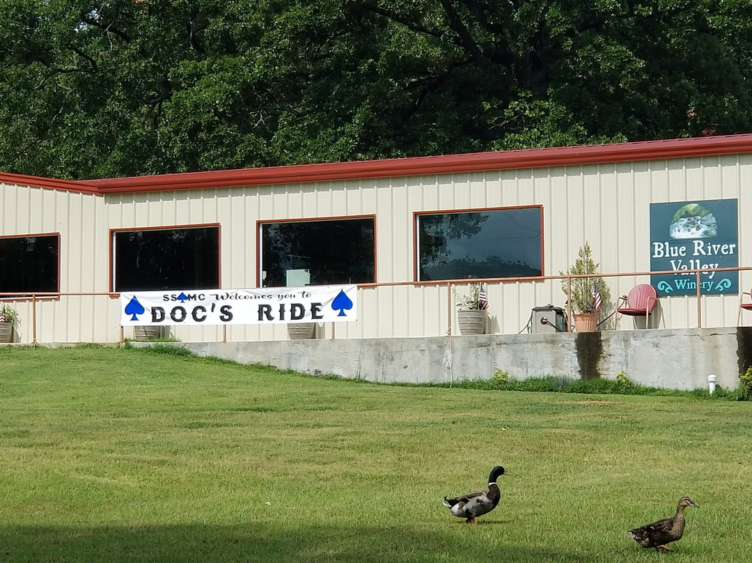 Blue River Valley Winery-Caddo必去景点