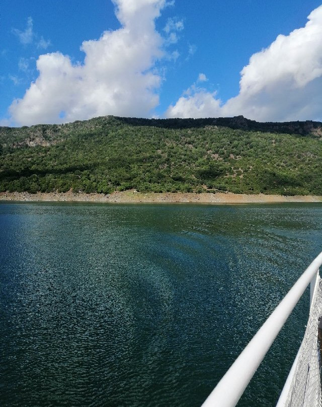 SNL - Escursioni in Battello sul lago Liscia e Flumendosa-Villanova Tulo必去景点