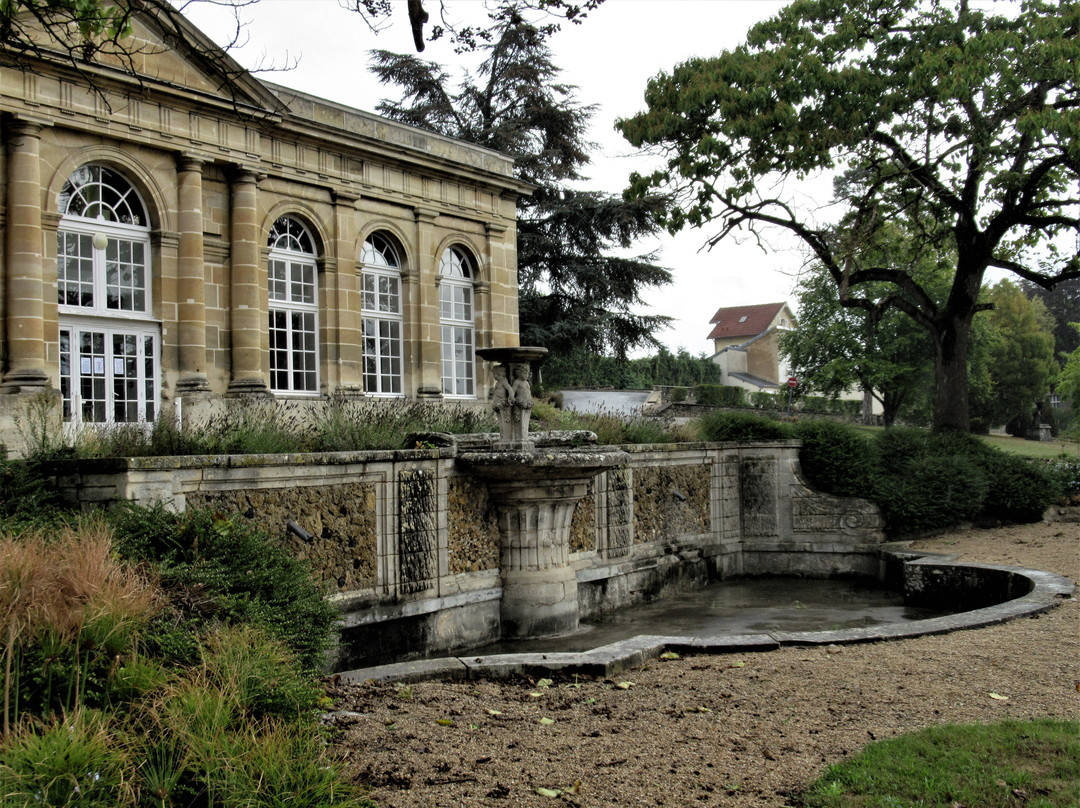 Château à Arnouville les Gonesses-Arnouville必去景点