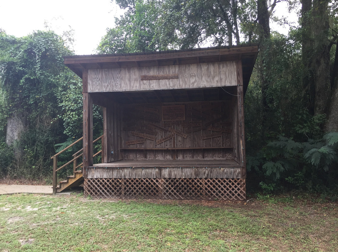 Heritage Park Village-Macclenny必去景点