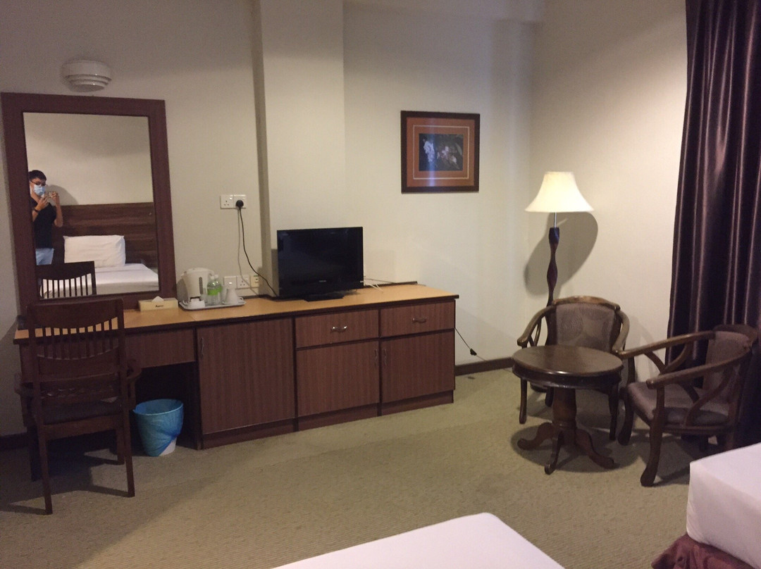 斯里沃瑞桑丽晶大酒店