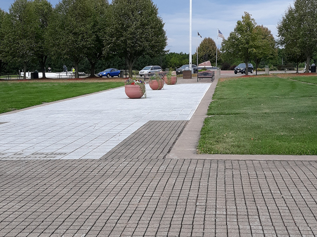 The Highground Veterans Memorial Park景点图片