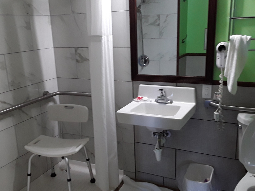 Econo Lodge Cadillac主图