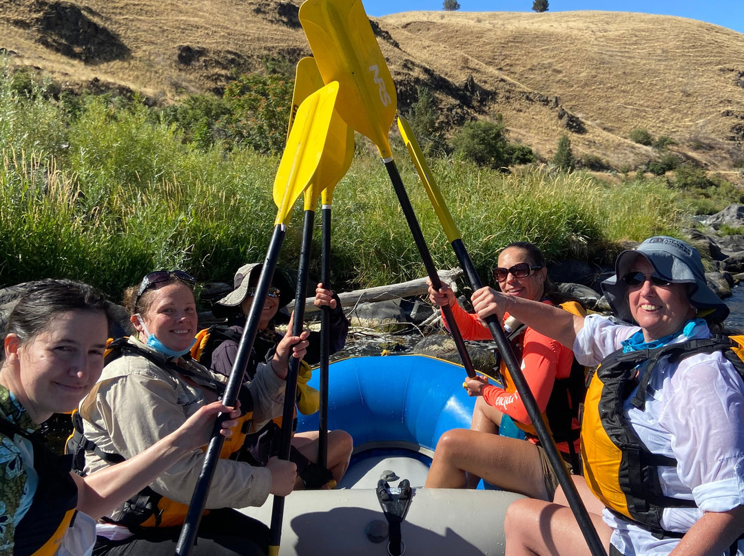 Forward Paddle Rafting Company-Maupin必去景点