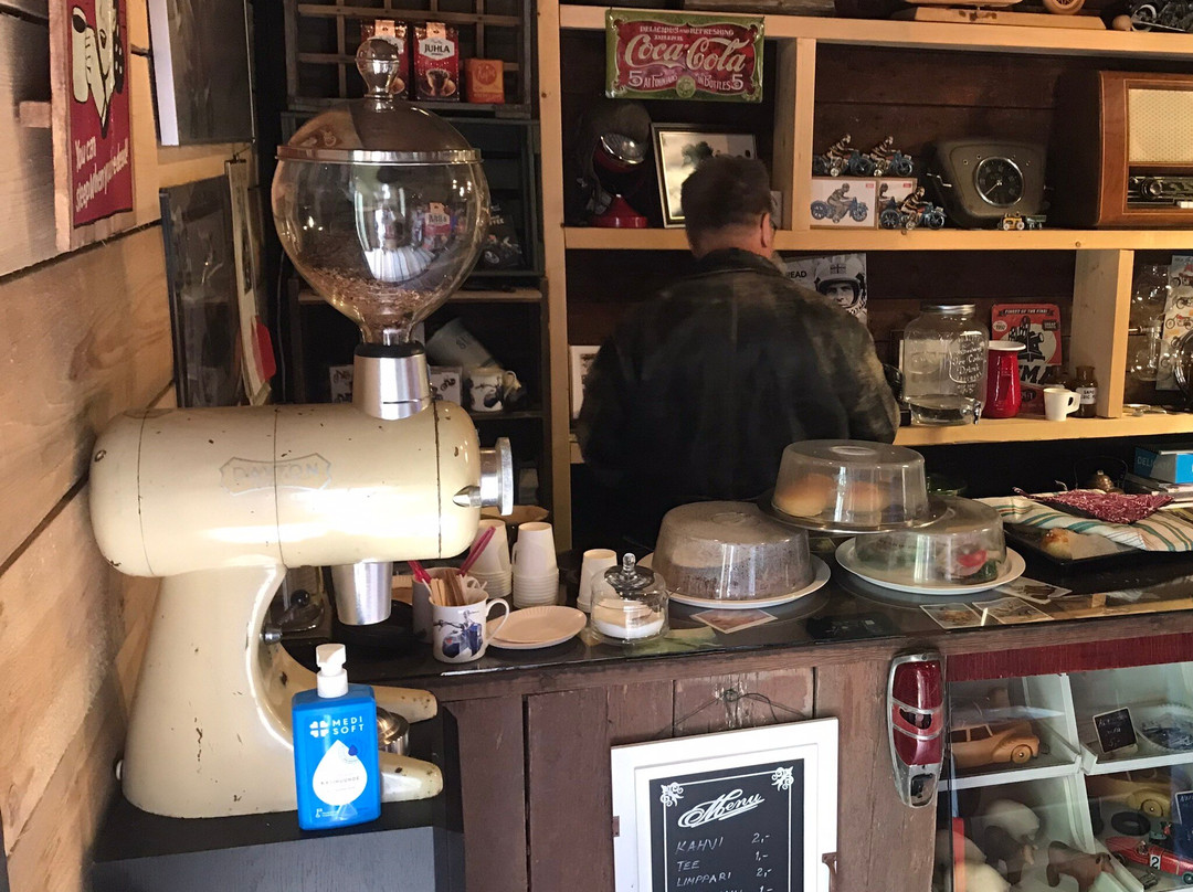 Garage Cafe