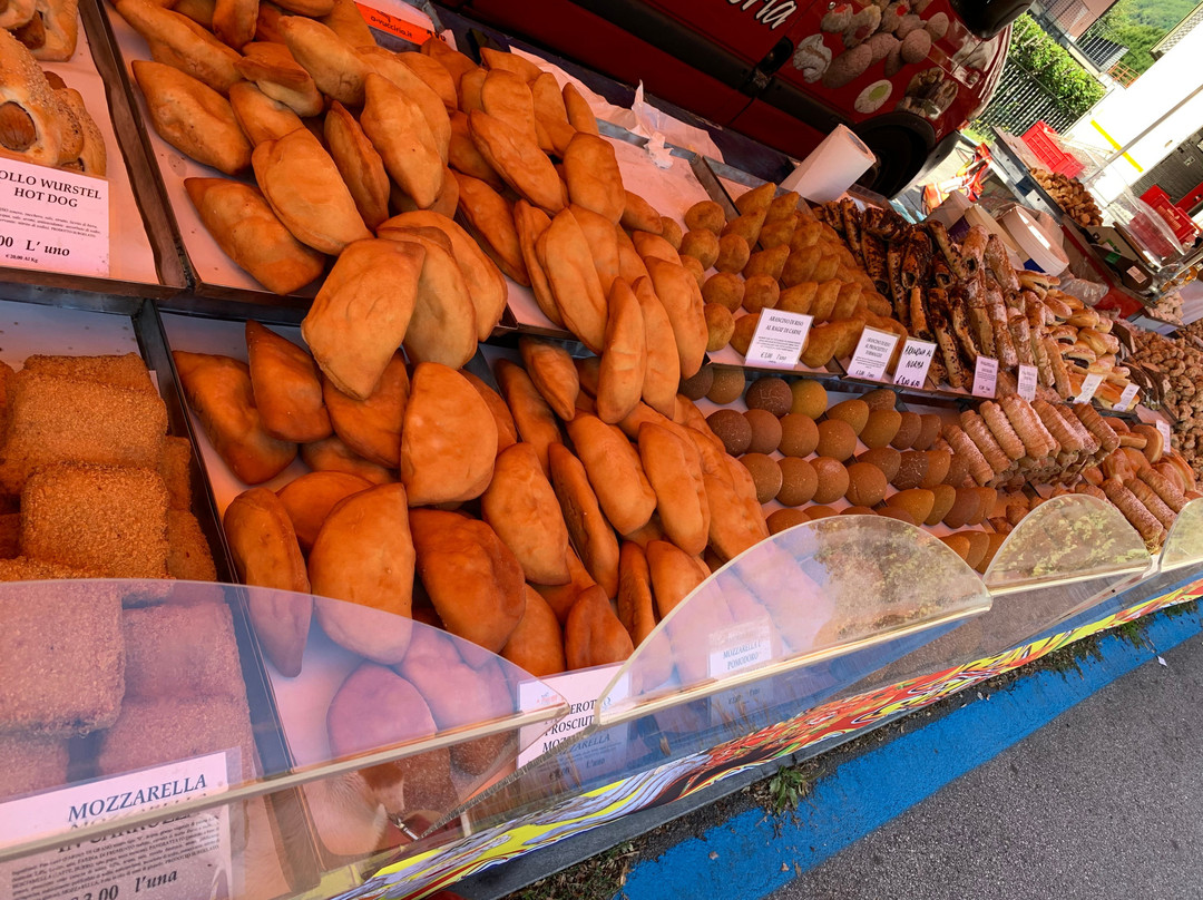 Mercato di Cannobio景点图片