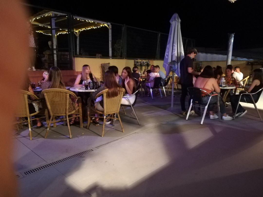 El Cantinero  Cafe, Copas