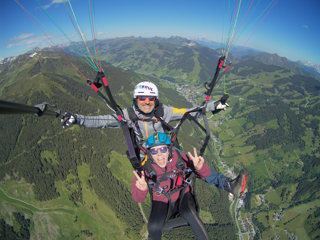 Fly`n Soul Tandemparagliding-萨尔溪必去景点
