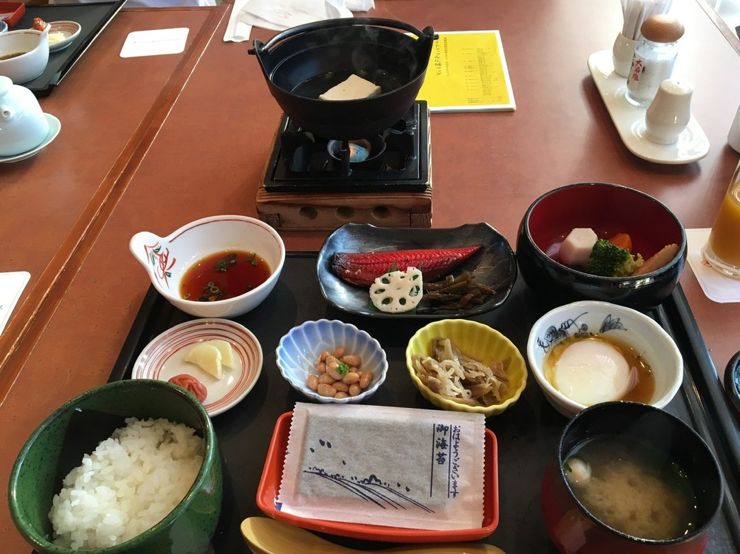 Suzu Beach Hotel主图