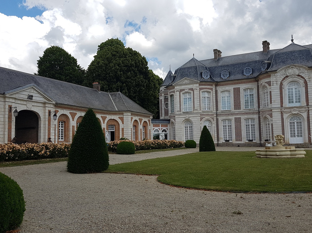 Château de Long景点图片