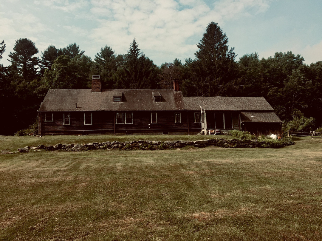 The Conjuring House-Harrisville必去景点