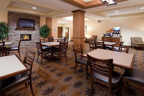 Holiday Inn Express & Suites Lamar by IHG主图