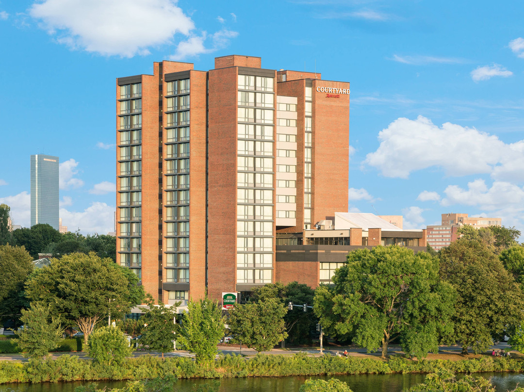 波士顿剑桥万怡酒店主图