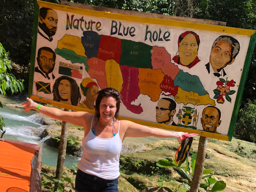 Reddie Transfers And Tours JA-蒙特戈贝必去景点