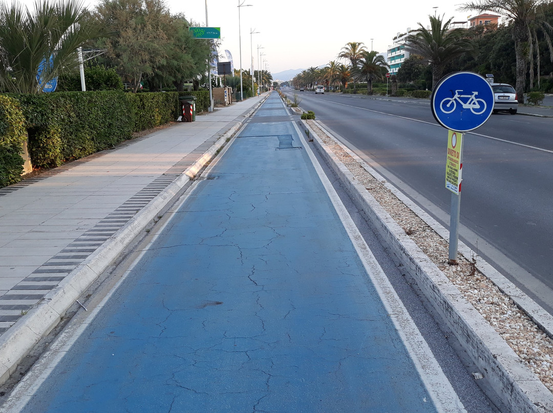 Pista Ciclabile Fausto Coppi-维亚雷焦必去景点