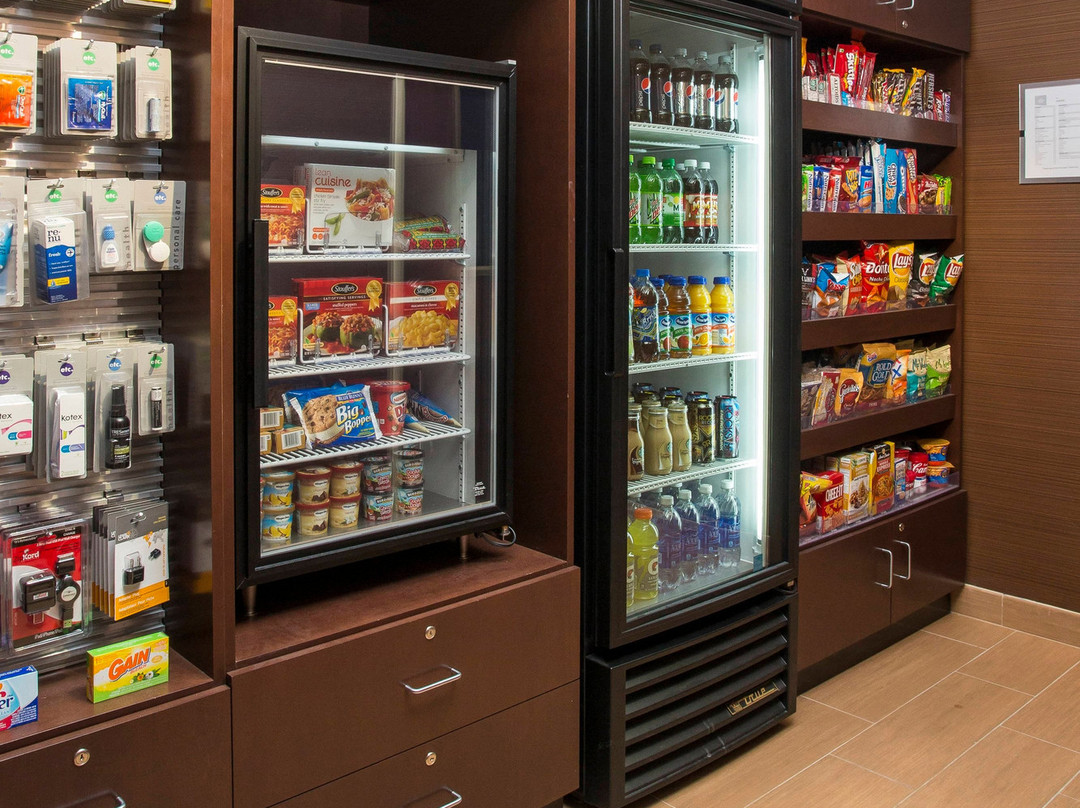 Fairfield Inn & Suites Oshkosh主图