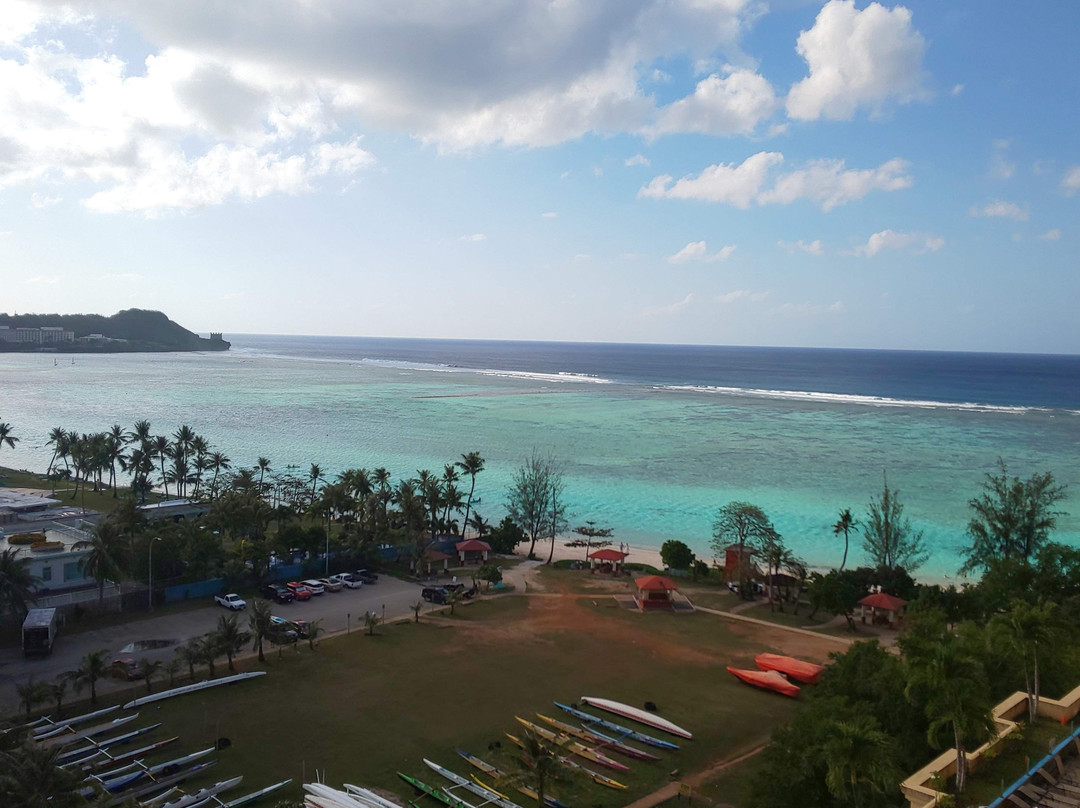 关岛假日Spa度假酒店主图