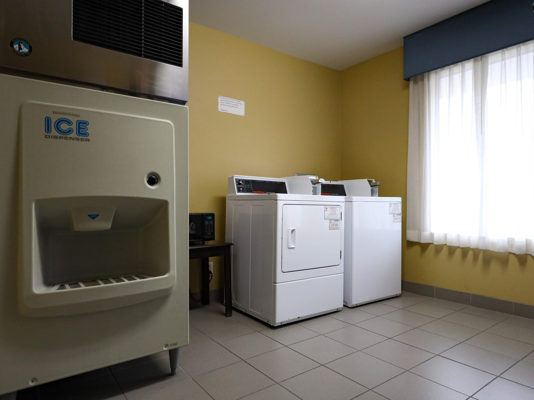 科普雷贝蒙特旅馆套房酒店主图