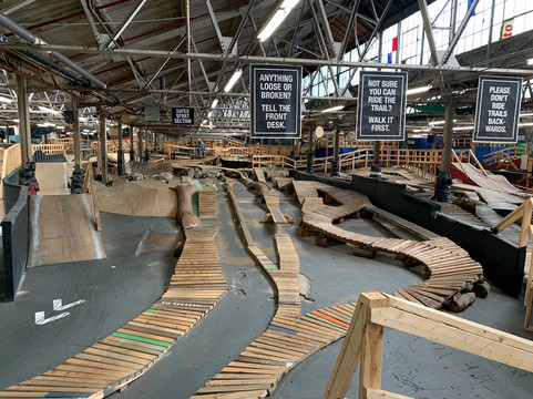 Ray's MTB-克利夫兰必去景点