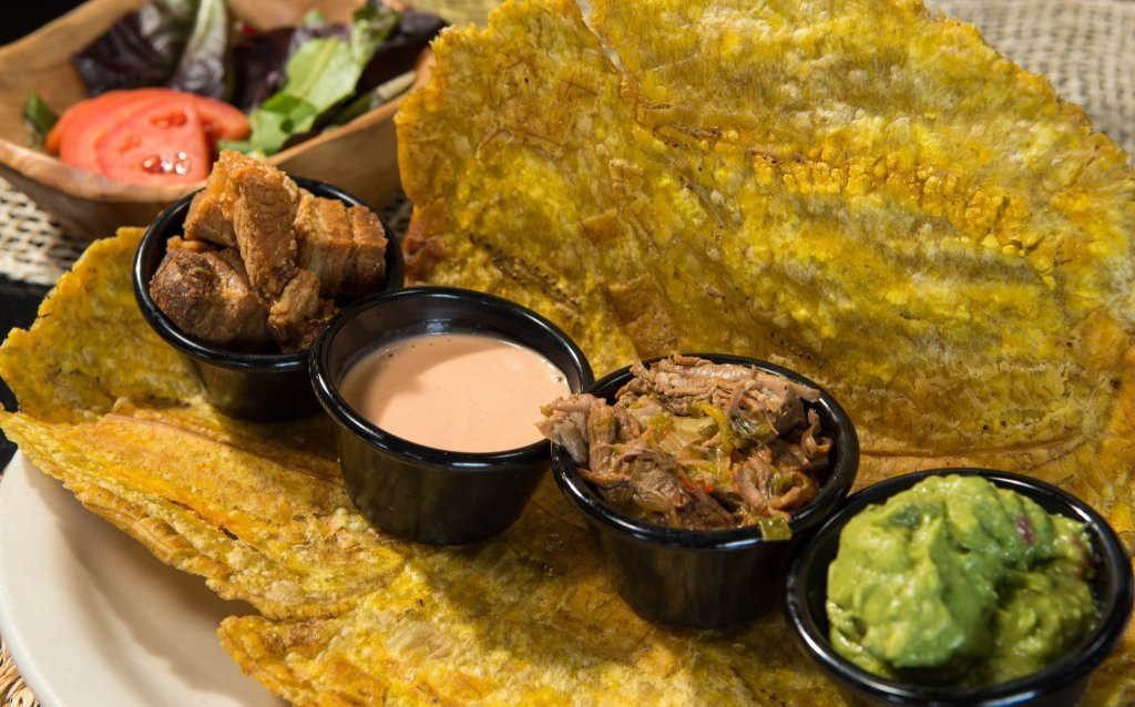 肯德尔餐馆和美食-Patacon Pisao Kendall