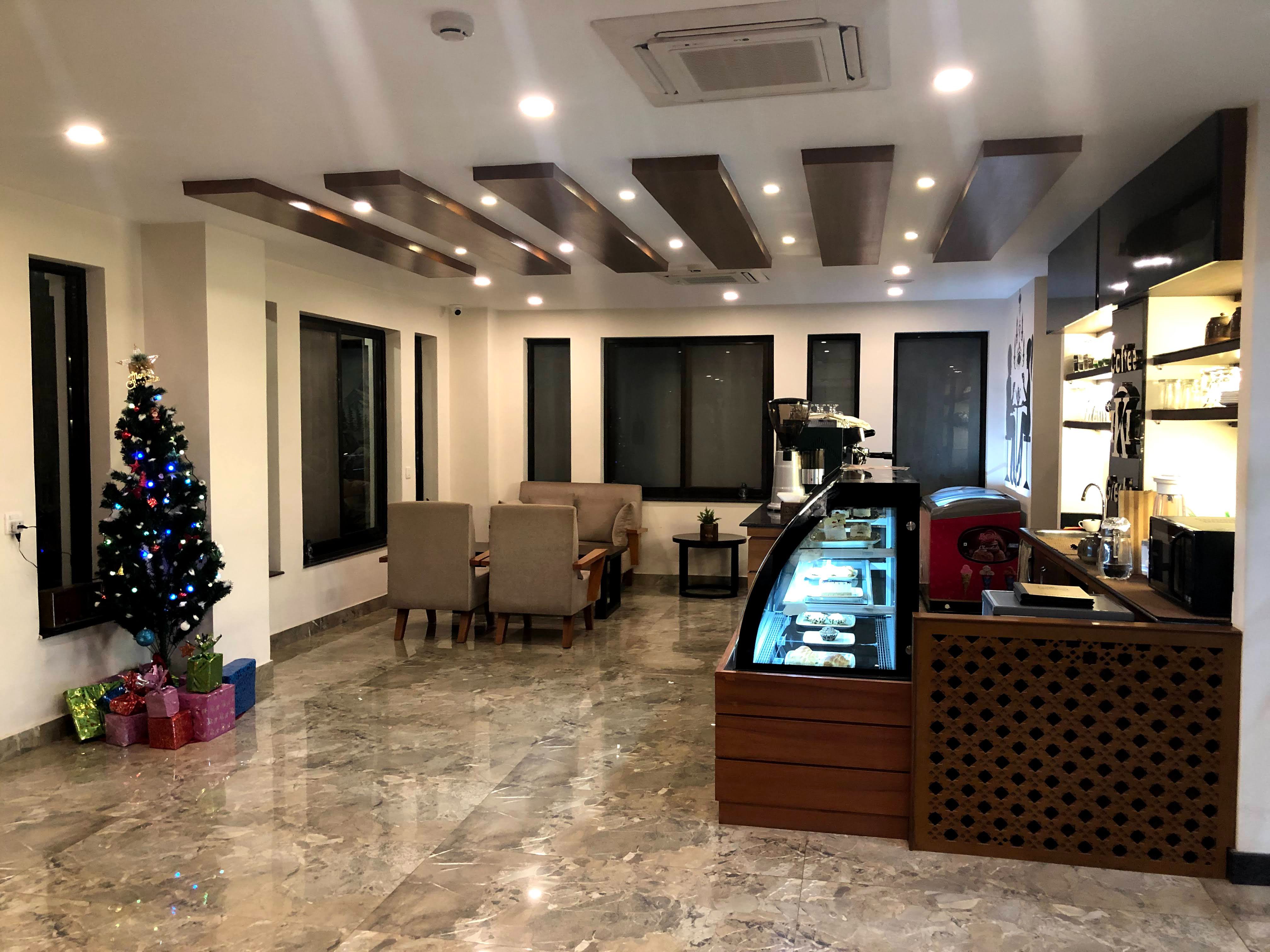 Hotel Kutumba-餐饮