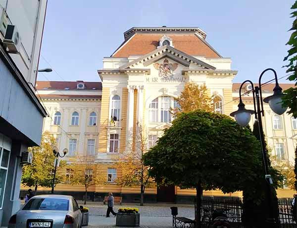 Transcarpathian Hungarian College-Beregovo必去景点