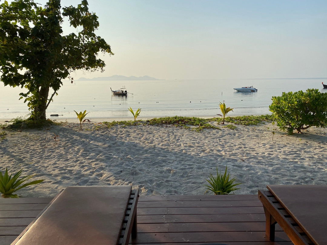 Sivalai Beach景点图片