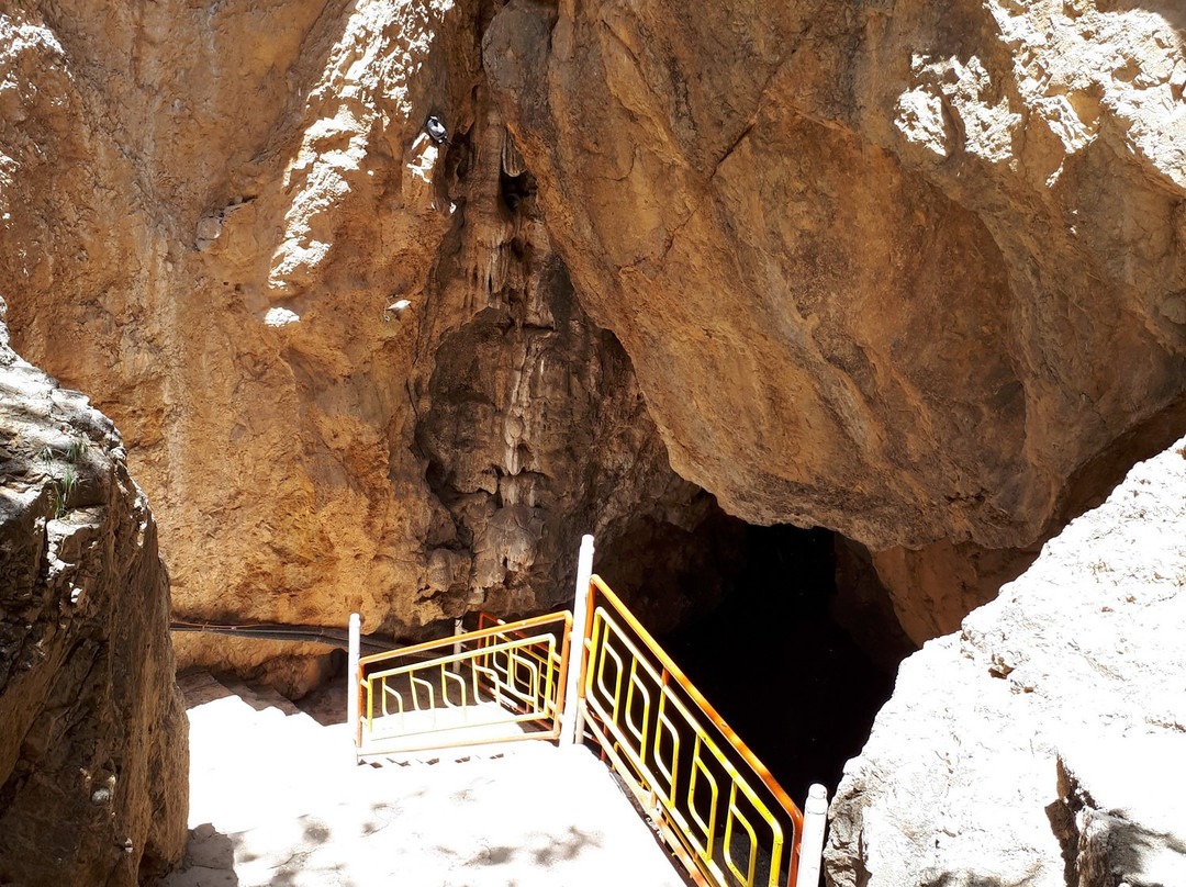 Sahoolan Cave-Mahabad必去景点