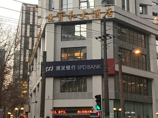 上海地铁-上海市必去景点