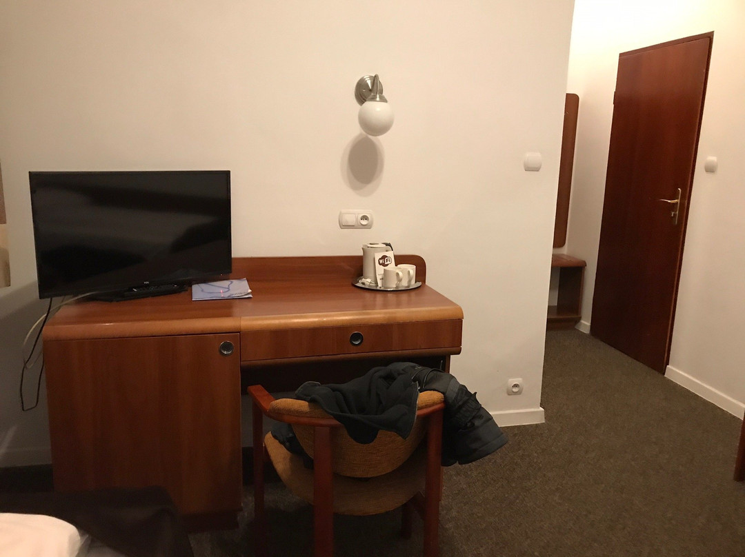 Granada Hotel主图