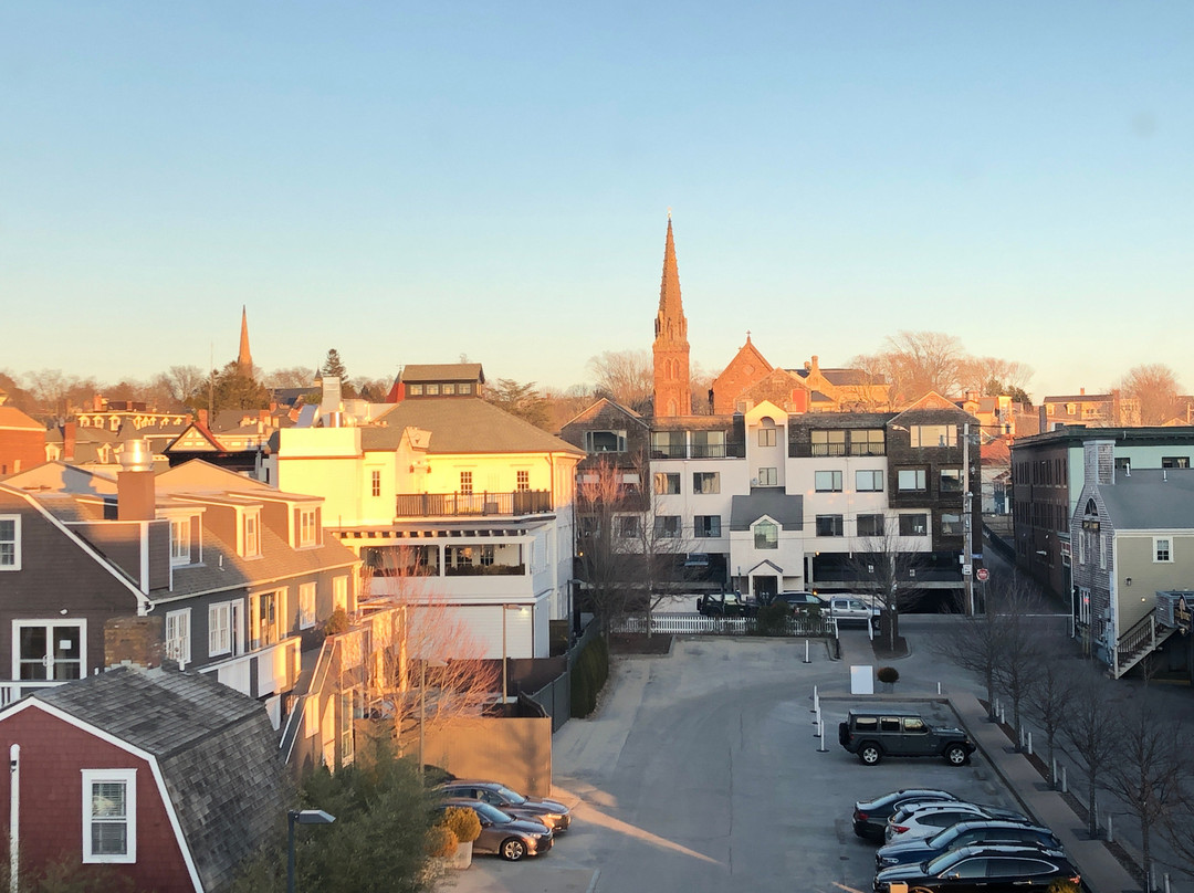 Forty 1⁰ North主图