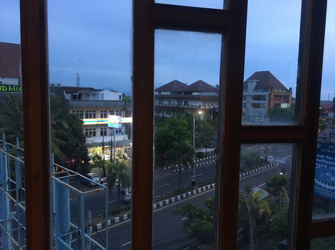 Bali Caps Hostel主图