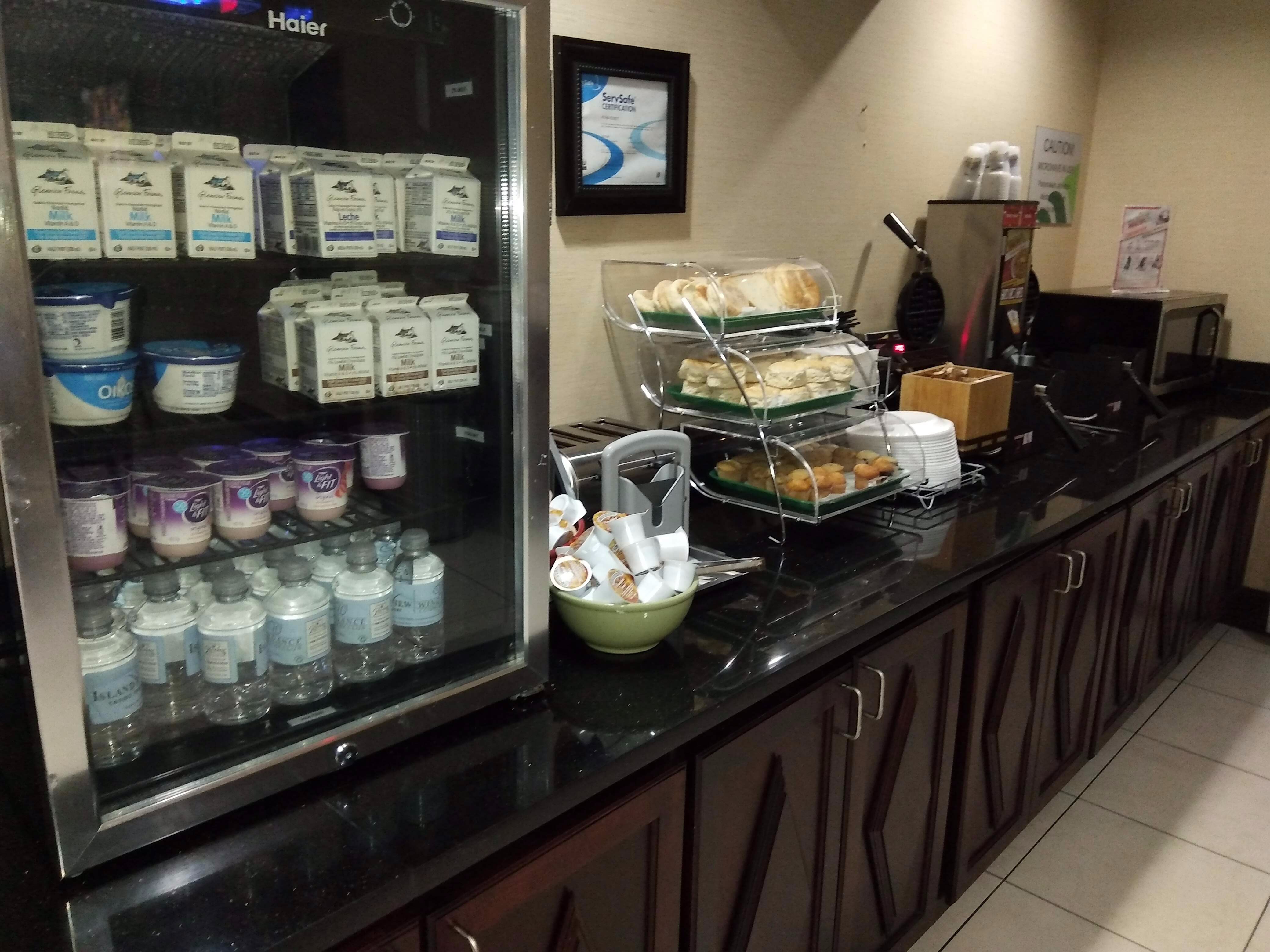 Holiday Inn Express Gulfport Beach By IHG-餐饮