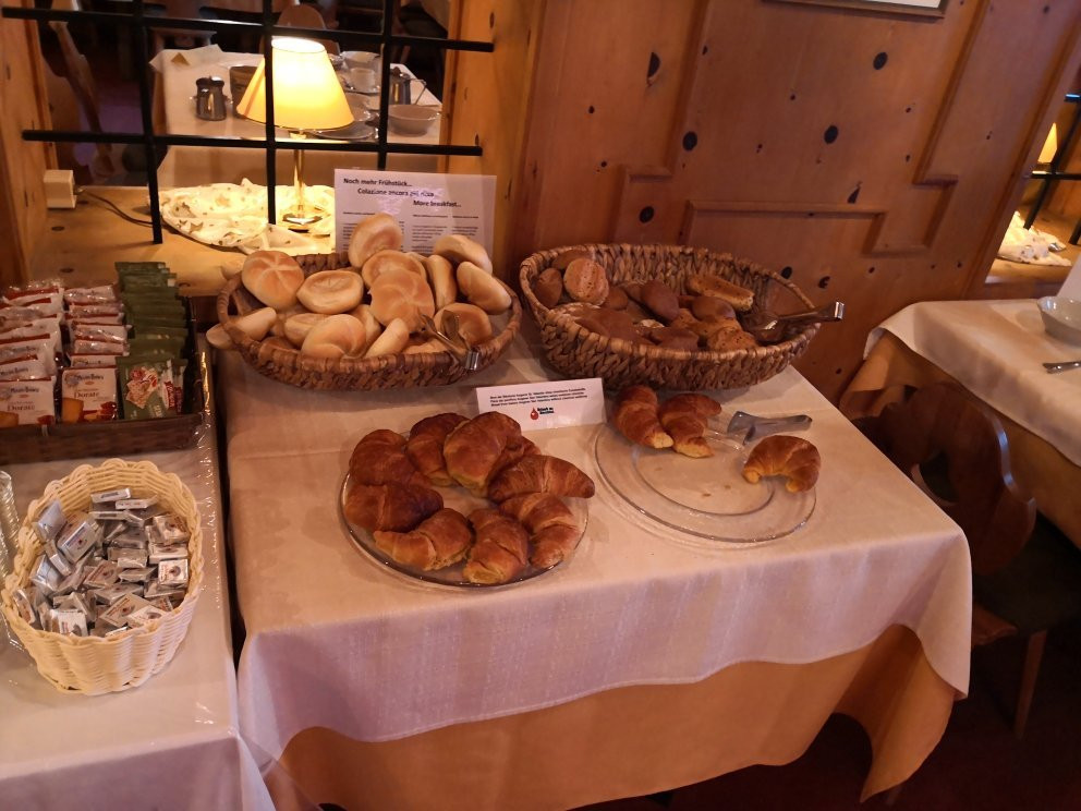 雷斯科奈罗夫酒店主图