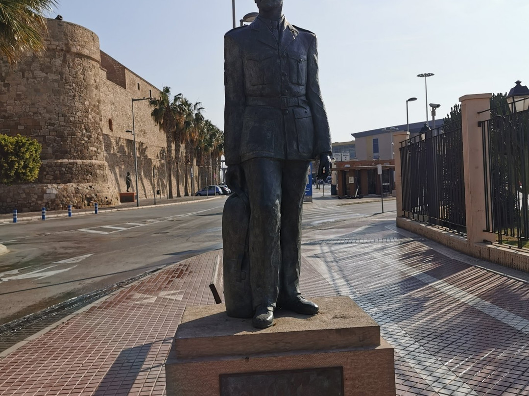 Estatua del Soldado de Reemplazo-梅利利亚必去景点
