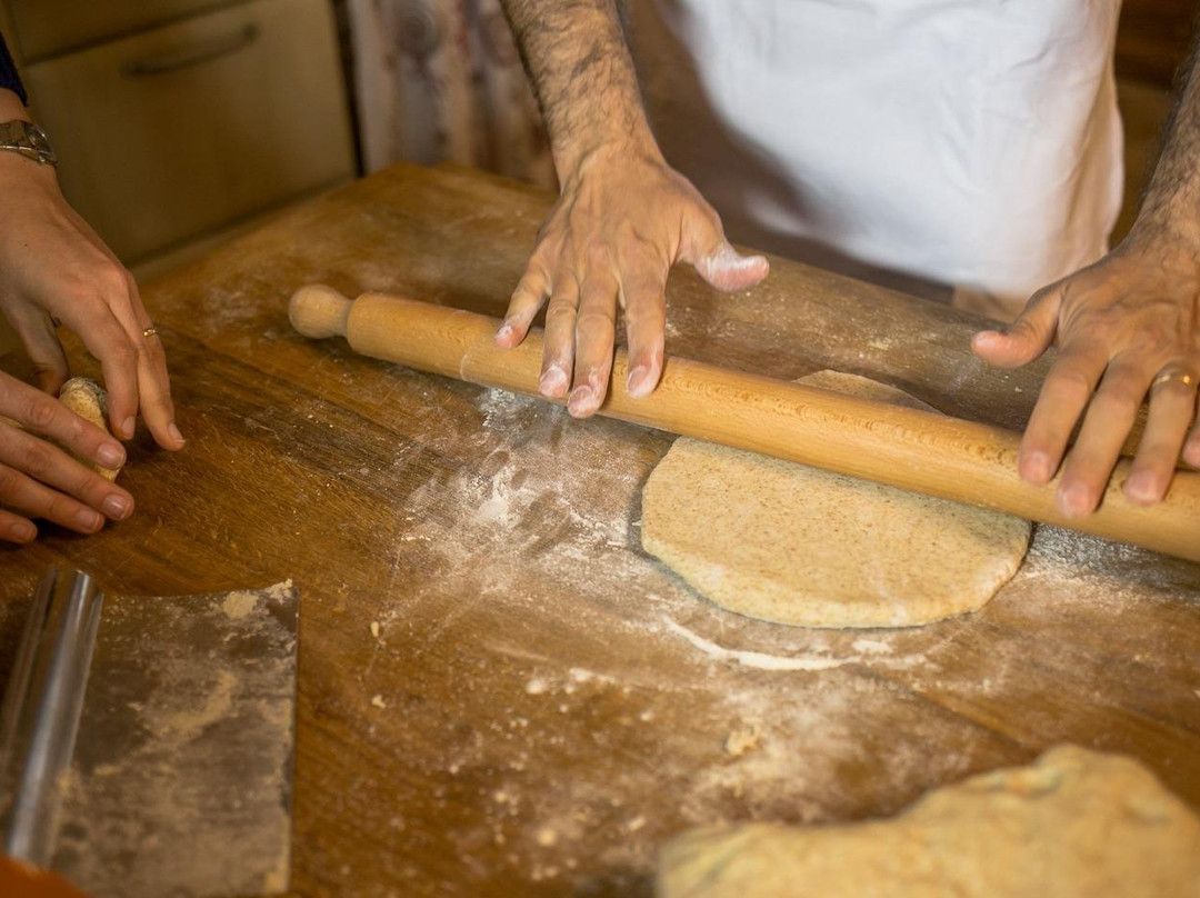 Cesarine: Cooking Class-阿尔巴必去景点