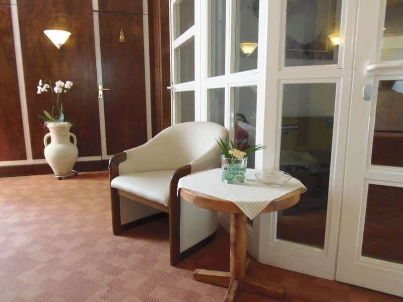 罗伊特林根弗斯滕霍夫酒店主图