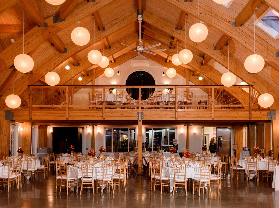 Full Moon Resort主图