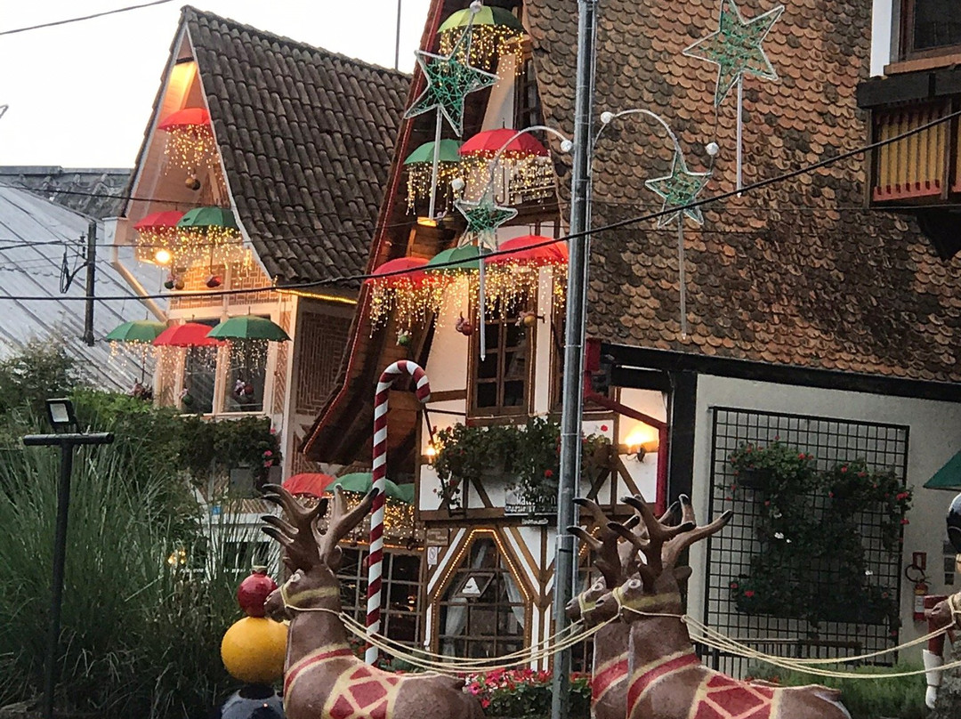 Praça São Benedito-坎普斯－杜若尔当必去景点