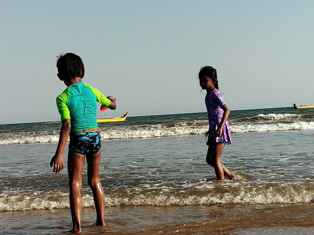 Surya Lanka Beach景点图片